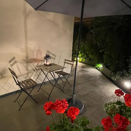 Cozy House With Private Garden - Terrazza Fiorita