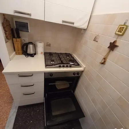 Cozy House With Private Garden - Terrazza Fiorita 公寓