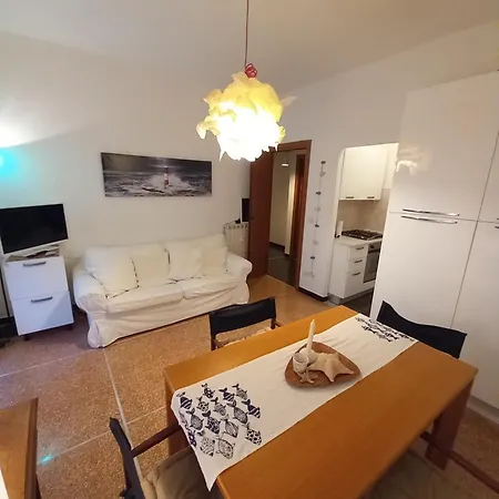 Cozy House With Private Garden - Terrazza Fiorita 公寓