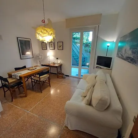公寓 Cozy House With Private Garden - Terrazza Fiorita *