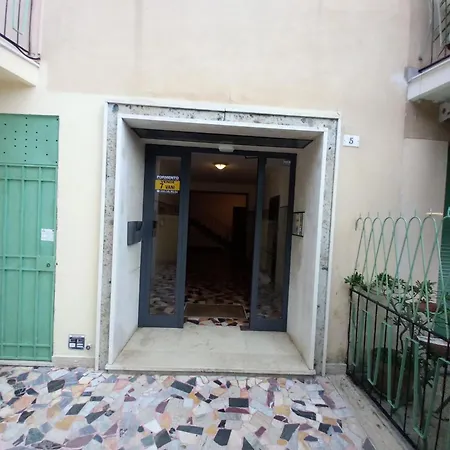 Cozy House With Private Garden - Terrazza Fiorita Camogli