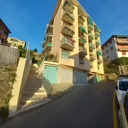Cozy House With Private Garden - Terrazza Fiorita 卡莫利