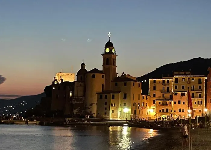 Cozy House With Private Garden - Terrazza Fiorita Apartman Camogli