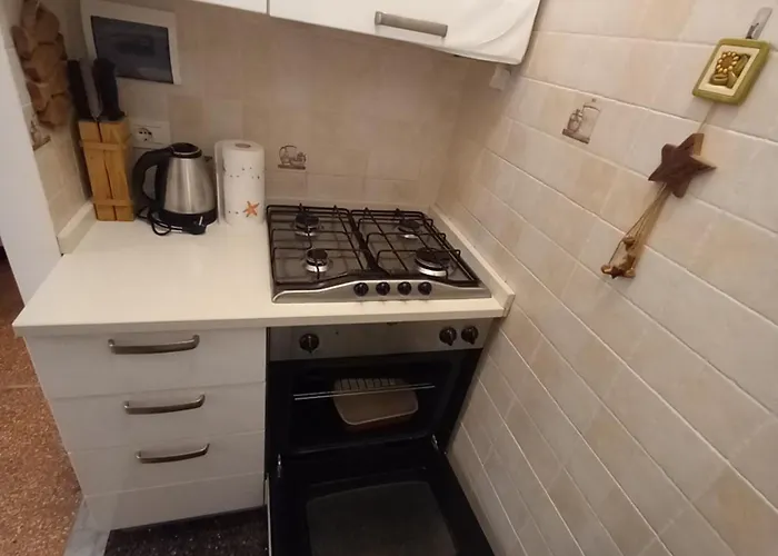 Cozy House With Private Garden - Terrazza Fiorita Apartman
