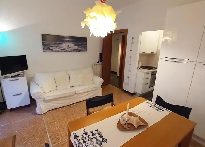 Cozy House With Private Garden - Terrazza Fiorita Apartman